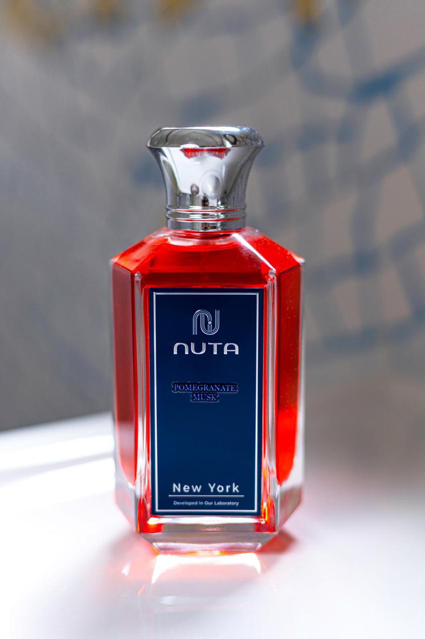 Pomegranate musk
